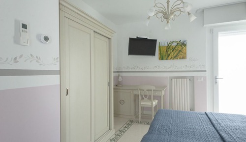 Business Double Room Single Use, 1 Bedroom, Balcony, Courtyard View