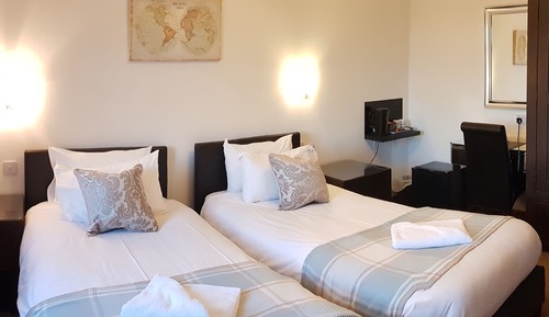 Twin Room (The Turner)