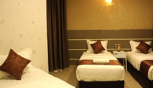 Superior Triple Room, 3 Twin Beds, Private Bathroom, City View