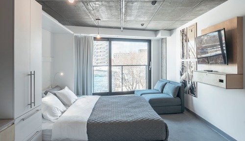 Comfort Room, 1 King Bed