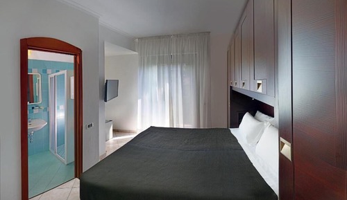 Economy Double or Twin Room