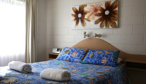 Family Apartment, 2 Bedrooms, Lake View, Lakeside (Unit 2)