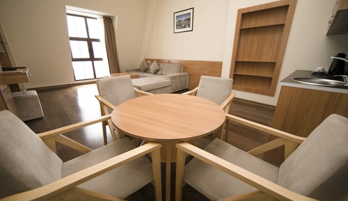 Deluxe Suite, Balcony