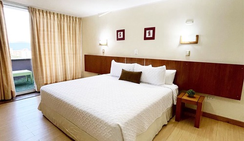 Comfort Suite, Balcony, Mountain View