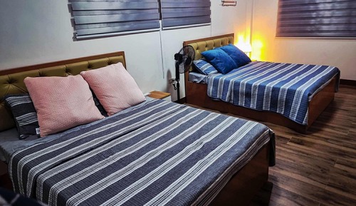 Basic House, Mountain View