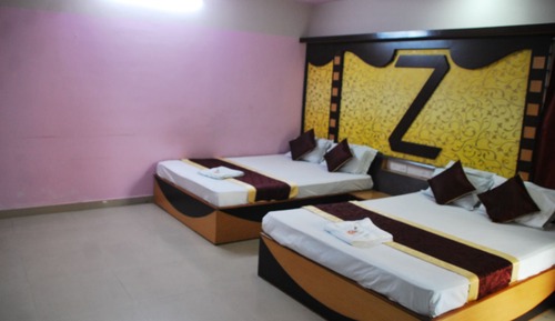 Deluxe Quadruple Room, City View