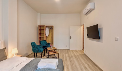 Comfort Studio, City View