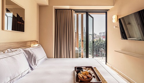 Family Apartment, Balcony