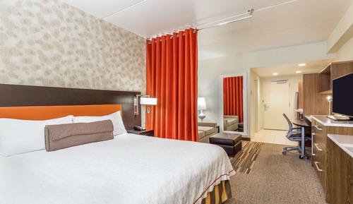 Studio Suite, 1 King Bed, Non Smoking