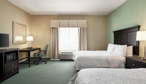 Room, 2 Queen Beds, Accessible, Non Smoking (Roll In Shower)