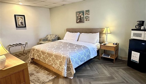 Traditional Room, 1 King Bed