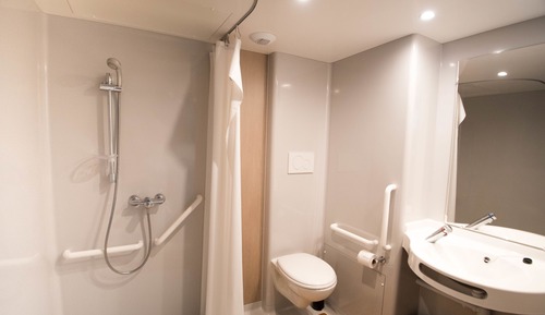 Family Room, Private Bathroom
