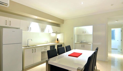 Budget Studio - Balcony OR Courtyard - No Seaview
