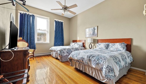Standard Suite, 2 Queen Beds