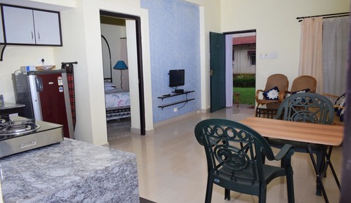 Premier Apartment, 1 Double Bed, Smoking, Garden View