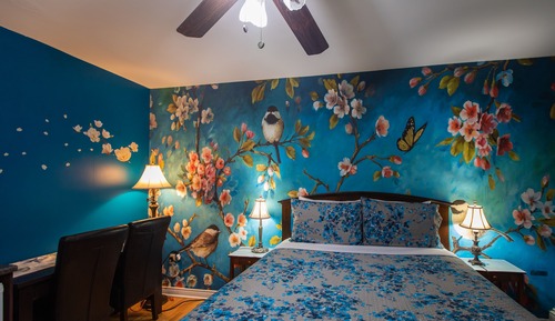 Suite, 1 Queen Bed, Kitchenette (5)