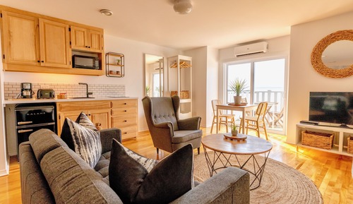 Suite, 1 Queen Bed, Kitchen, Ocean View