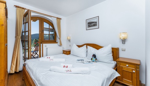 Family Suite, Patio, Mountain View