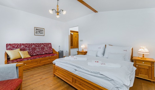 Deluxe Double Room, Balcony, Hill View