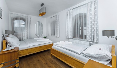 Superior Suite, Balcony, Lake View