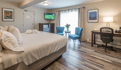 Standard Room, 1 King Bed