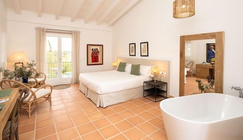 Suite, Balcony (ANTONIO LOPEZ)