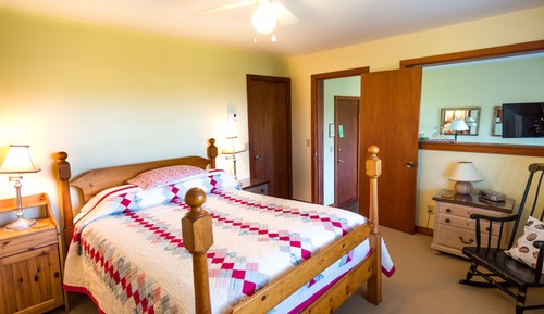 Deluxe Room, 1 Queen Bed, Balcony, Bay View