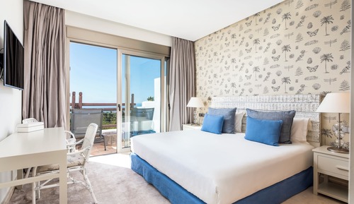 Suite, 1 Bedroom, Terrace, Partial Sea View