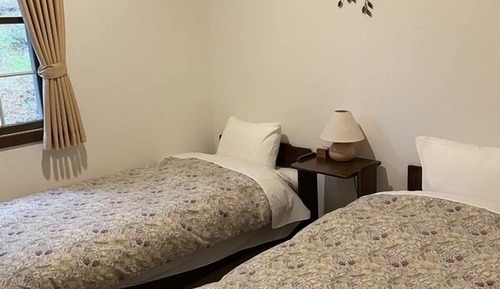 Twin room with Shared Bath, 2 single beds, Non smoking