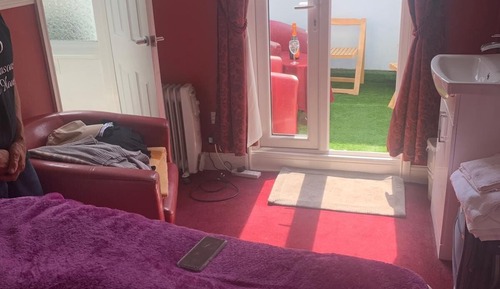 Superior Double Room, Ensuite (Room 2)