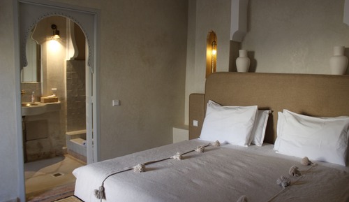 Double or Twin Room (Maria Sahara)