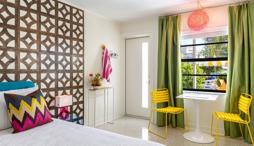Inn Room Queen (1 Bedroom/1 Bath) - This unit is not pet friendly
