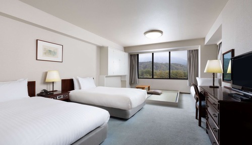 Classic Room, Japanese-Western style, 2 singlebeds, 1 extra bed, 2 futon beds, Ocean view