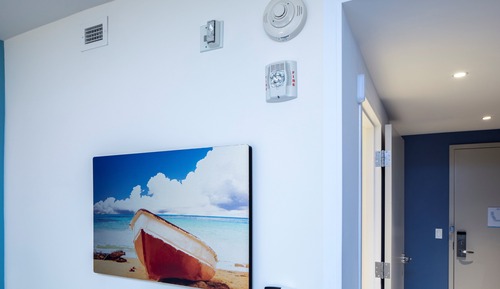 Standard Room, 2 Queen Beds (Mobility/Hearing) (Includes Early Park Admission*)
