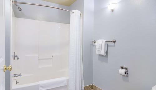 Standard Room, 2 Double Beds