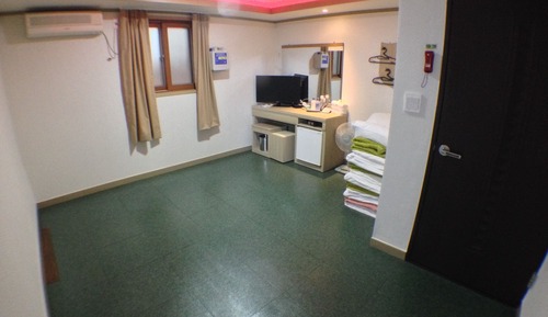 Room (Ondol - For 4 persons)