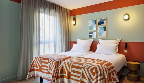 Standard Twin Room