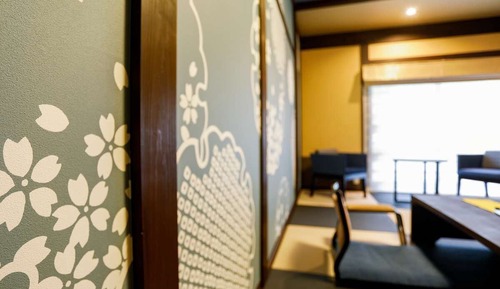 Economy Room