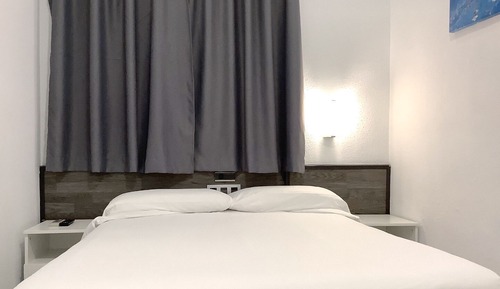 Single Room, Courtyard Area (Interior)