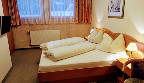 Classic Double Room