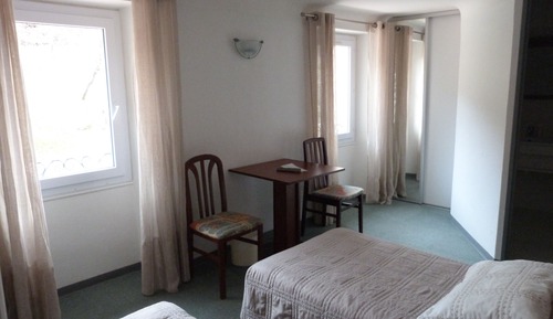 Classic Twin Room