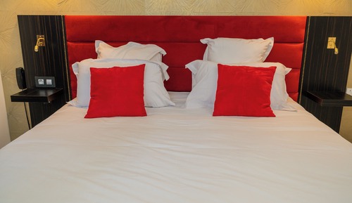 Junior Suite with Air Conditioning