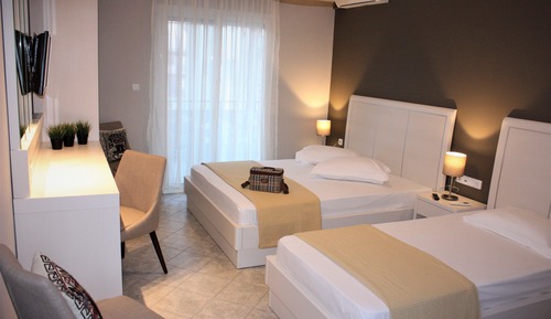 Superior Triple Room