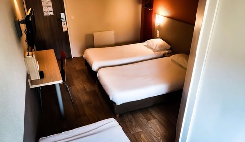 Standard Room, 3 Twin Beds