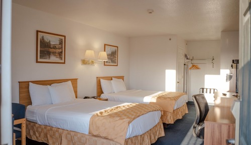 Classic Room, 2 Queen Beds, Non Smoking