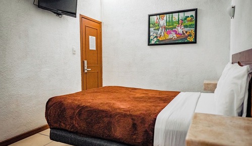 Comfort Suite, 1 Queen Bed, Sauna
