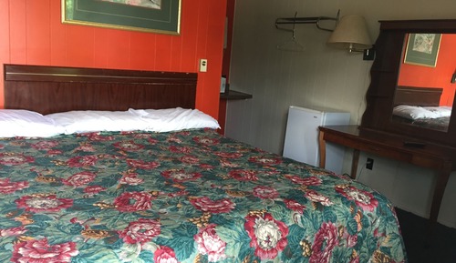 Classic Room, 1 King Bed