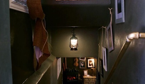 Single Room, 1 Queen Bed, Fireplace (only accessible via stairs)