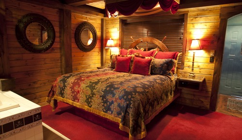Suite, 1 King Bed (Pirate's Suite)