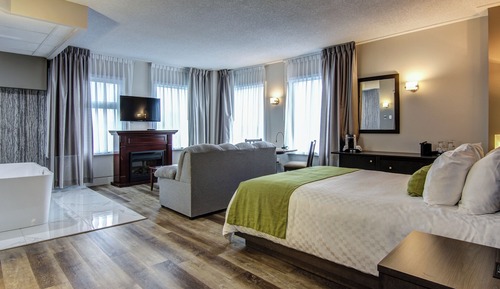Deluxe Room, 1 Queen Bed